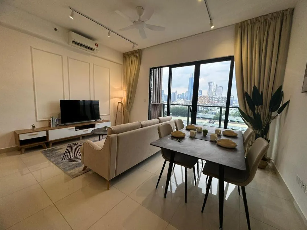 Trion 2, Klcc Trx Ikea At Chan Sow Lin, Kuala Lumpur By One Guesthouse