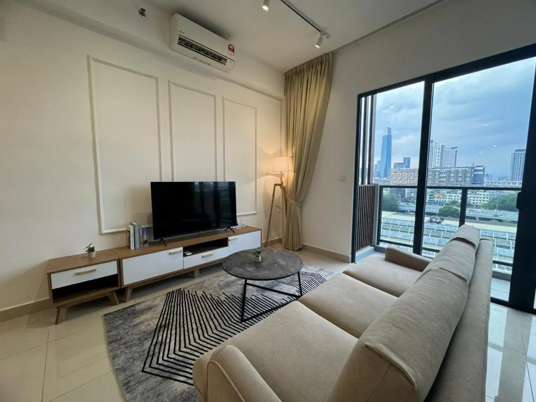 Trion 2, Klcc Trx Ikea At Chan Sow Lin, Kuala Lumpur By One Guesthouse